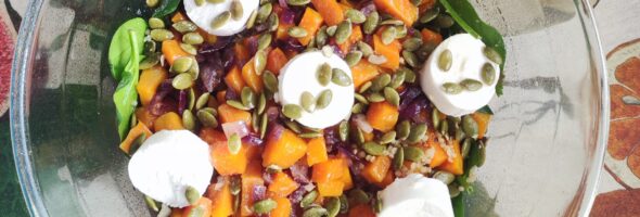 Ensalada templada de calabaza y cebolla roja