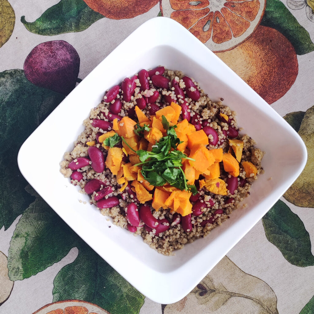 ensalada de boniatos y judías rojas